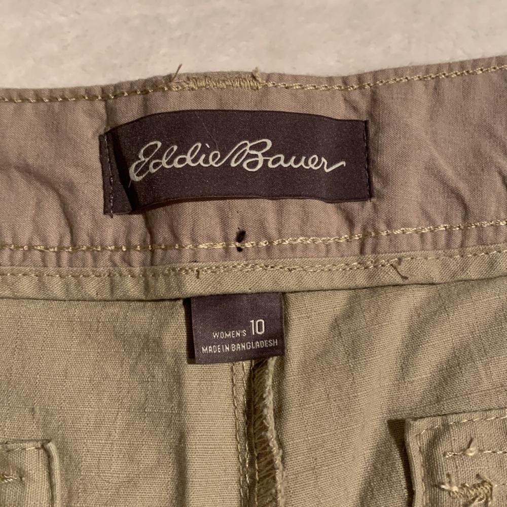 Eddie Bauer NWOTs Capri pants sz 10 - Picture 2 of 6